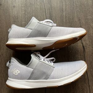 New Balance Dynasoft Nergize size 7US/40EU/25CM (fits Women 8.5US)